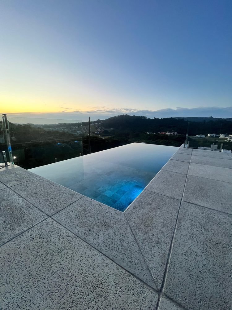 Piscina construída pela Manutensul Piscinas